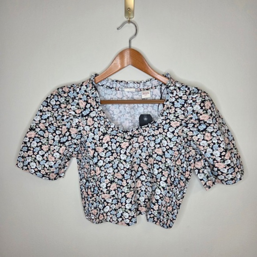 Levi's Cropped Floral Puff Sleeve Blouse NWT Small Black Pink Blue Side Shirring